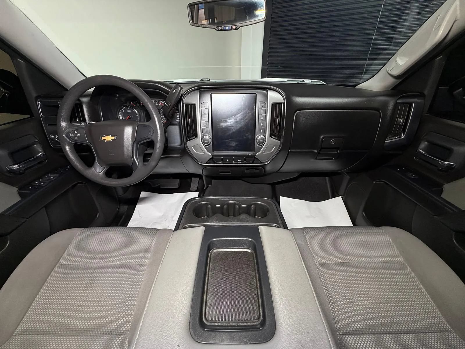 Used 2018 Chevrolet Silverado 1500 Custom w/ Custom Value Package RWD image 18