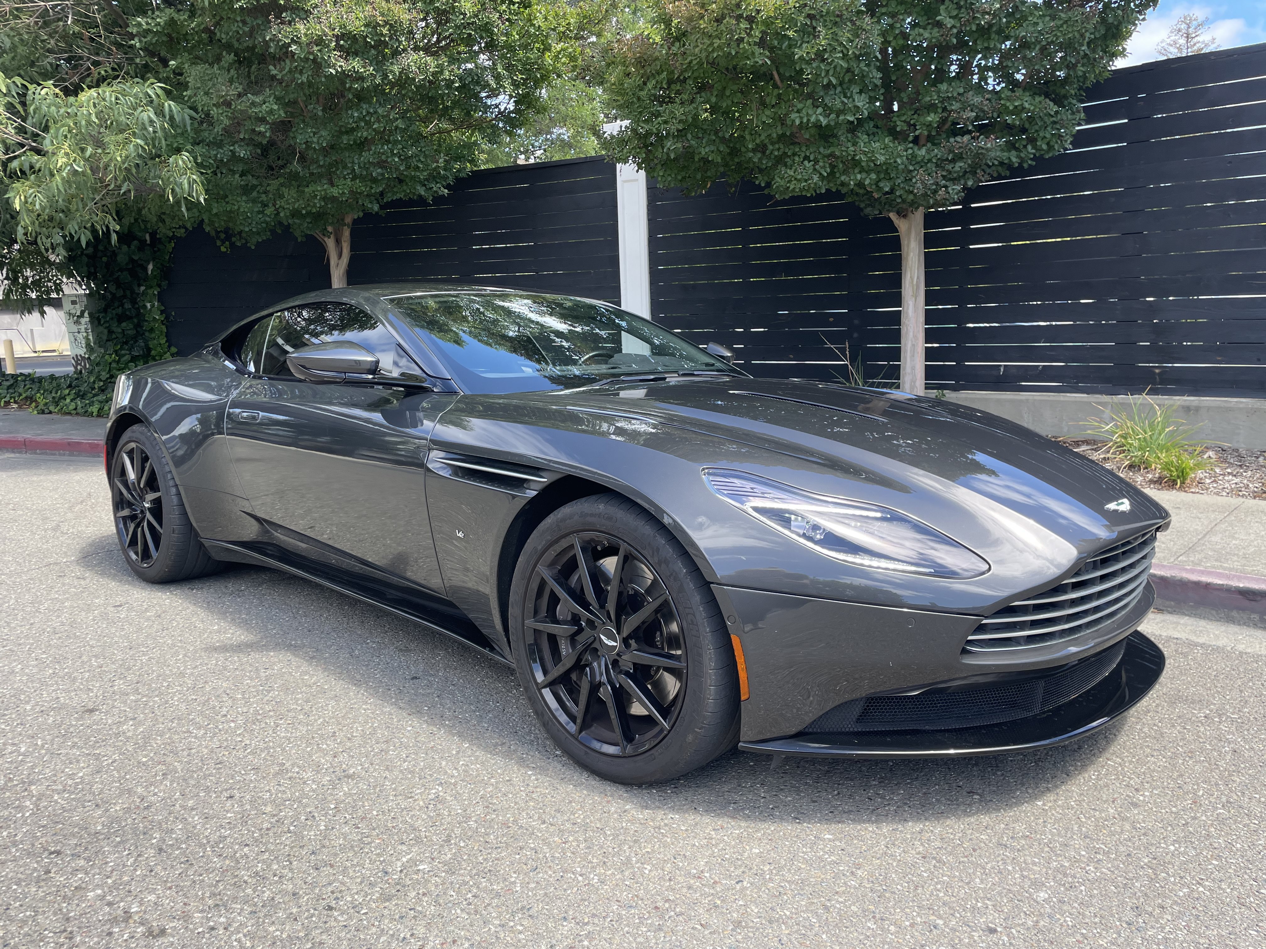 Used 2017 Aston Martin DB11 V12