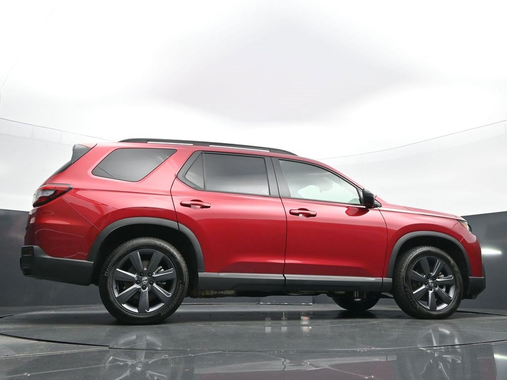 Used 2026 Honda Pilot Sport image 29