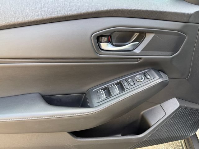 Used 2024 Honda Accord Sport image 30