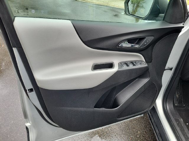 Used 2020 Chevrolet Equinox LS FWD image 15