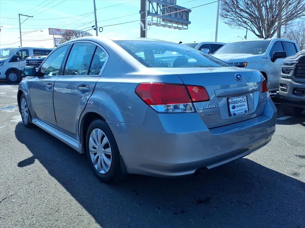Used 2010 Subaru Legacy 2.5i image 18