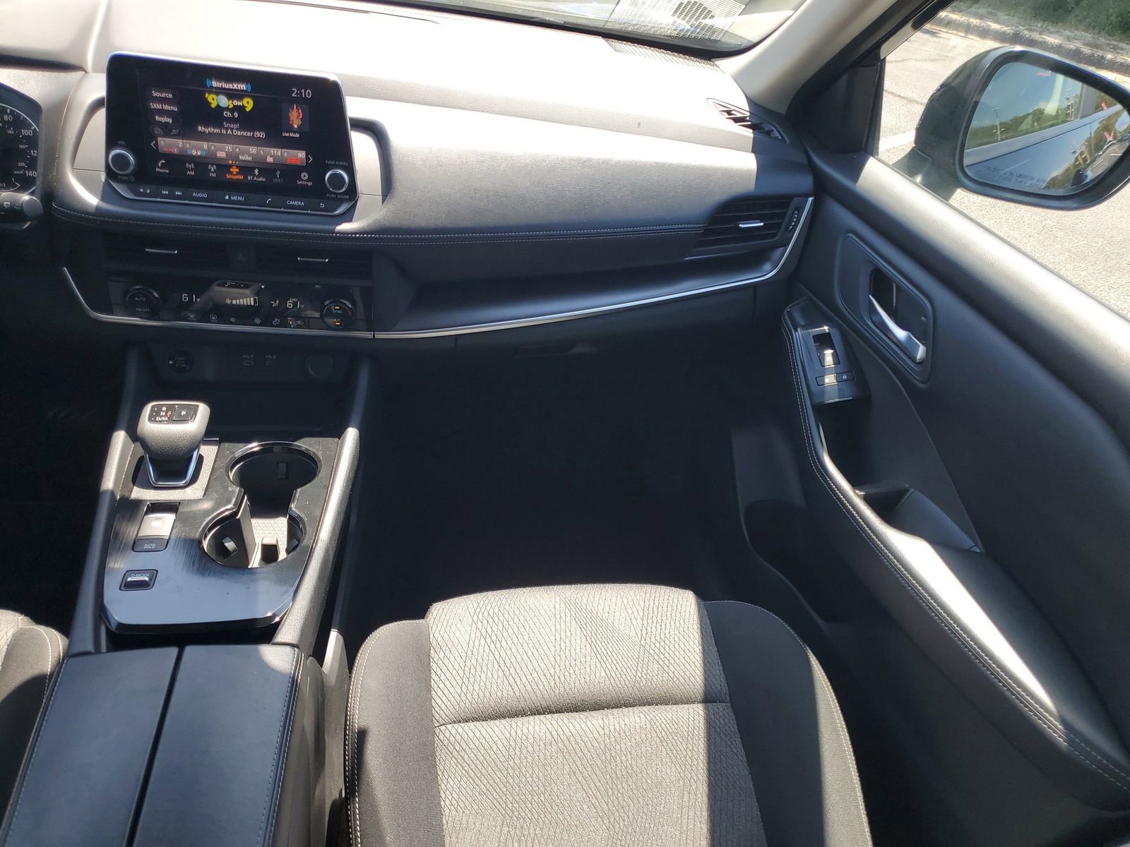 Used 2024 Nissan Rogue SV FWD image 26
