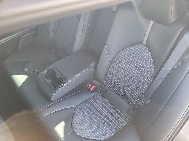 Used 2023 Toyota Camry SE image 21