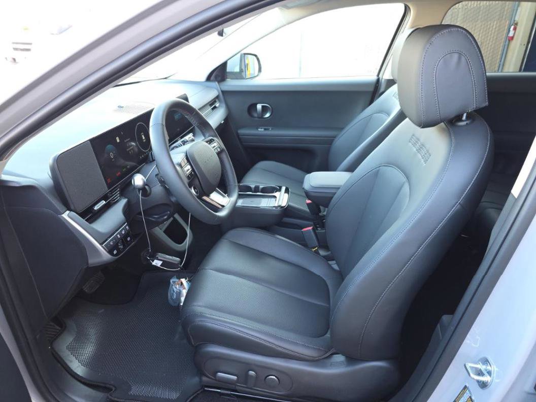 Used 2026 Hyundai Ioniq 5 SEL image 5