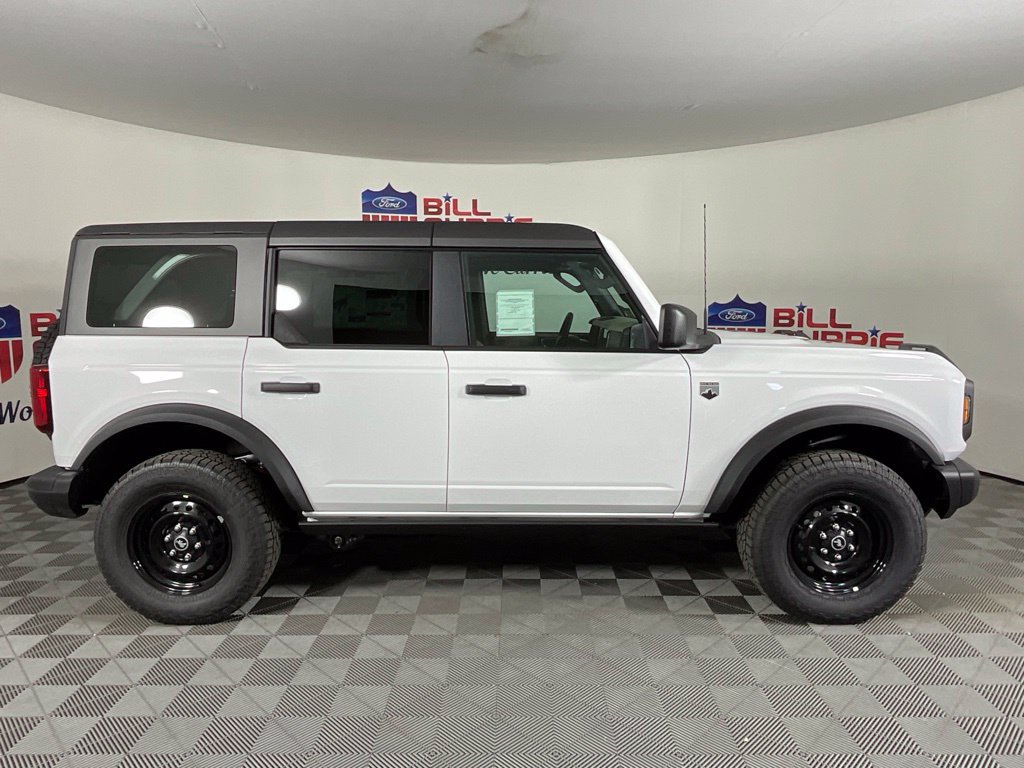 New 2026 Ford Bronco Big Bend w/ Black Diamond Package AWD/4WD image 2