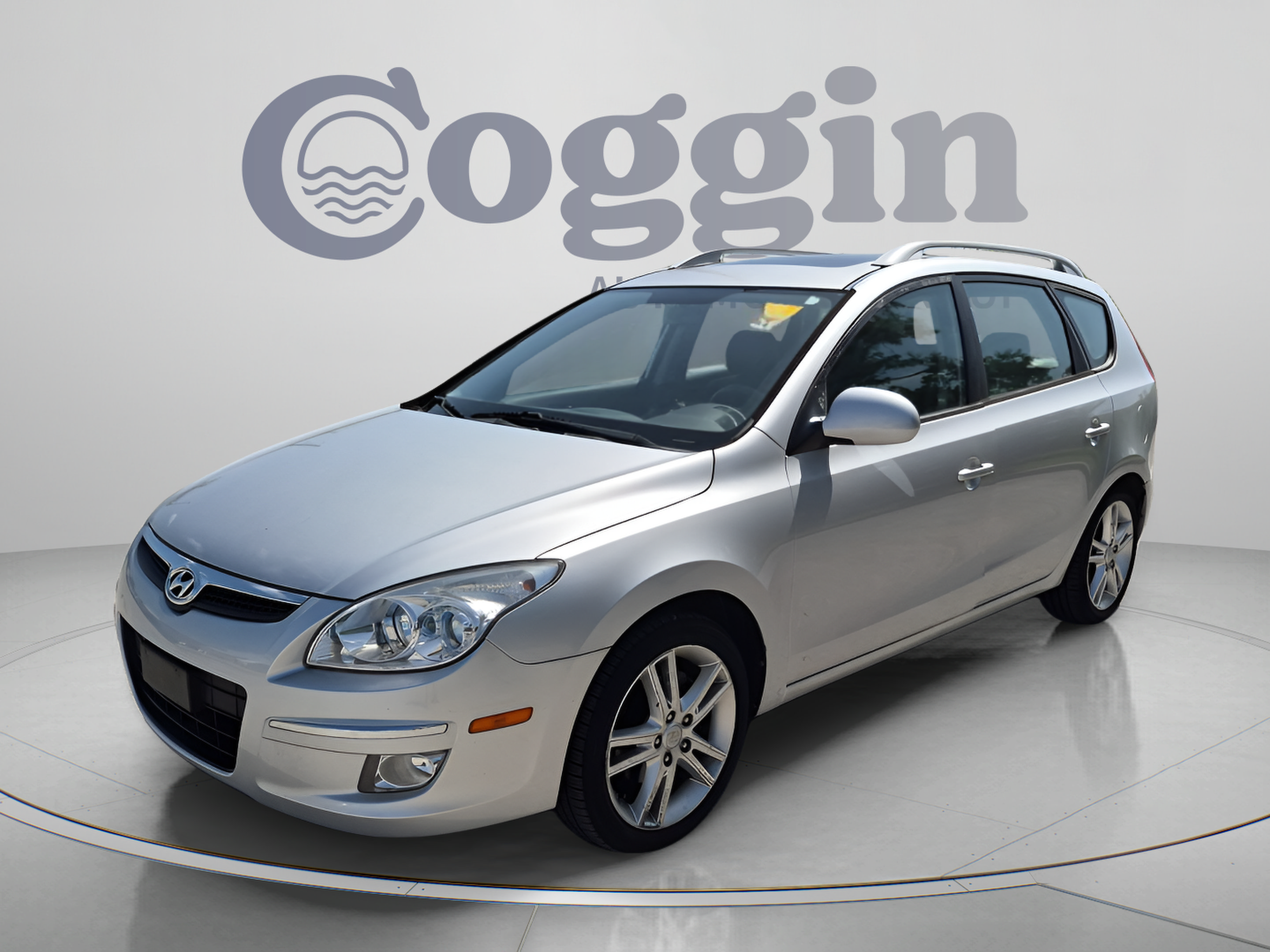 Used 2011 Hyundai Elantra FWD image 1
