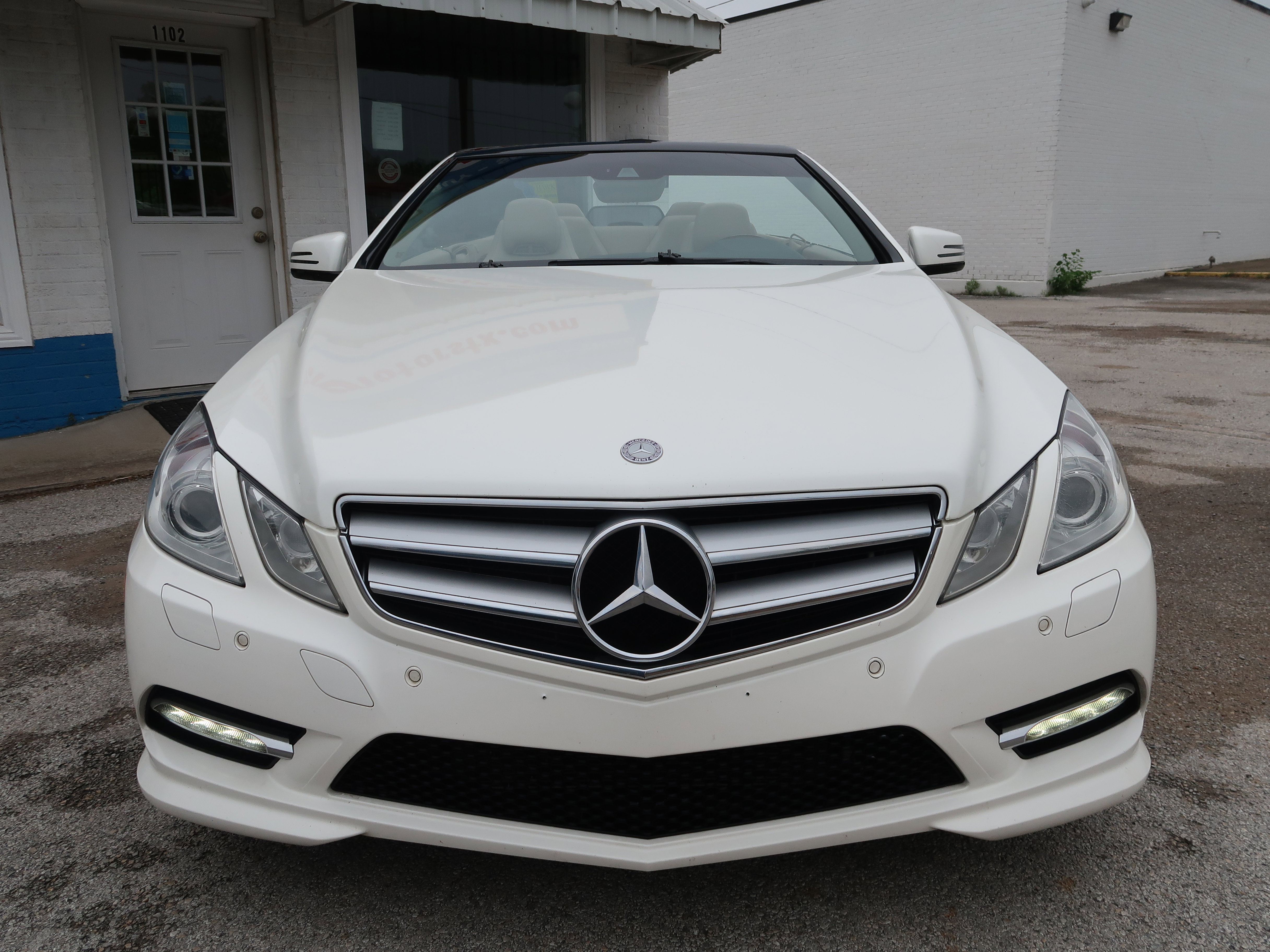 Used 2013 Mercedes-Benz E 550 Cabriolet image 9