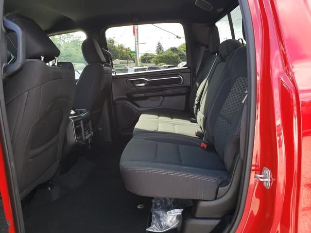 Used 2025 RAM 1500 Big Horn AWD/4WD image 12