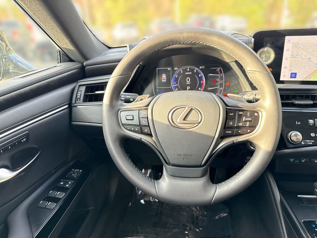 Used 2023 Lexus ES 350 w/ Premium Package image 11