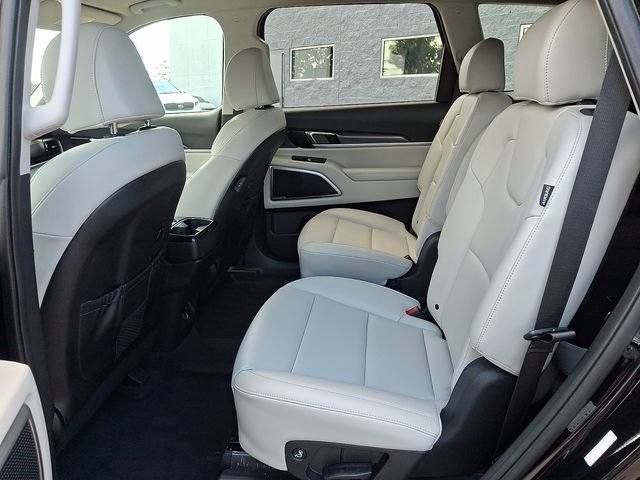 Certified 2023 Kia Telluride S AWD/4WD image 12