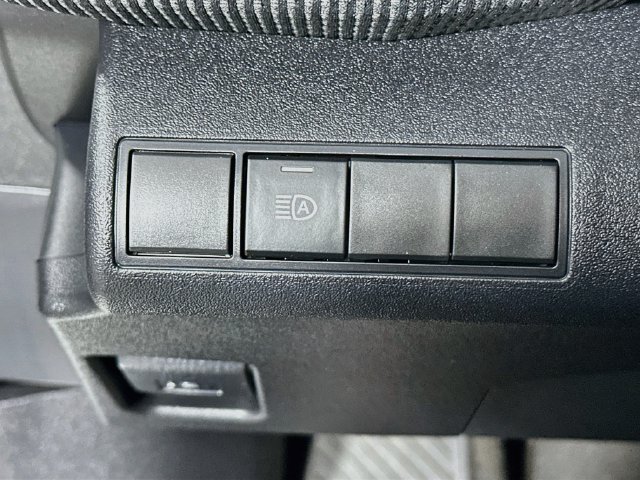 Used 2023 Toyota bZ4X AWD image 22