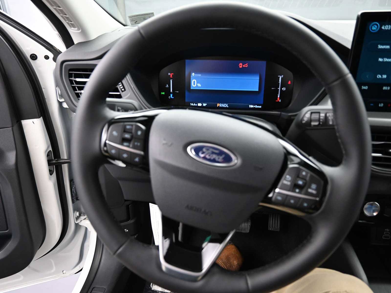New 2025 Ford Escape SE FWD image 12