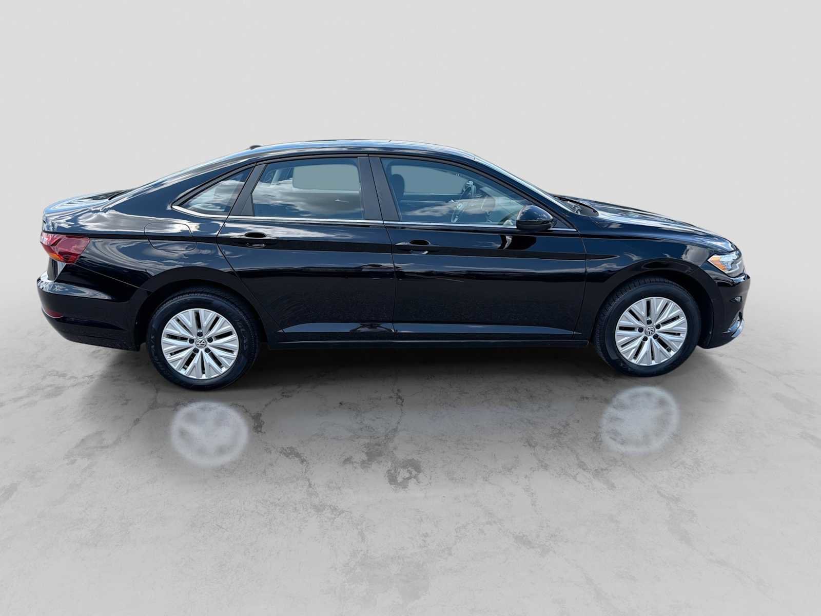 Used 2019 Volkswagen Jetta S w/ Driver Assistance Package FWD image 7