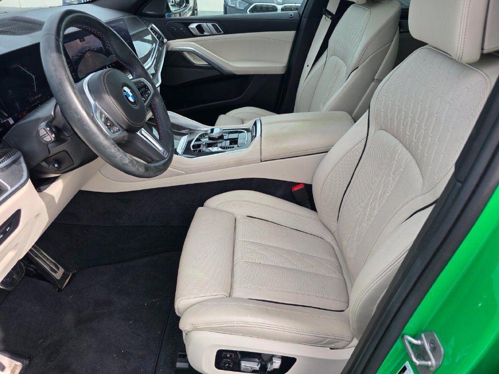 Certified 2025 BMW X6 M60i AWD/4WD image 9