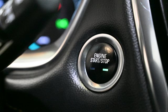 Used 2021 Chevrolet Traverse LS FWD image 32