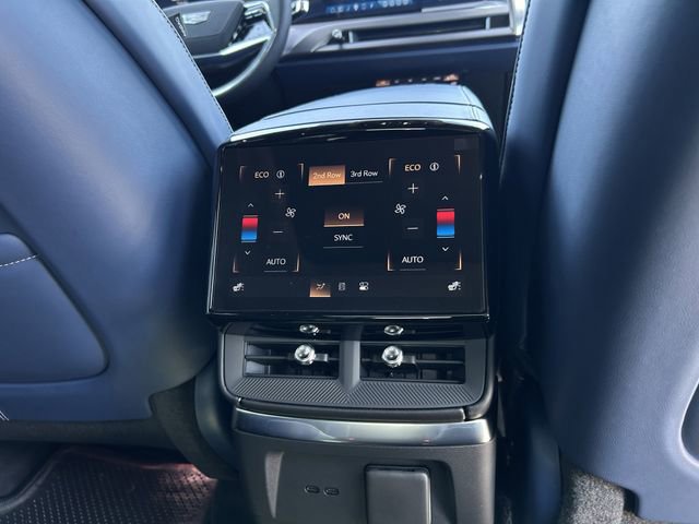 New 2026 Cadillac Vistiq Premium Luxury AWD/4WD image 29