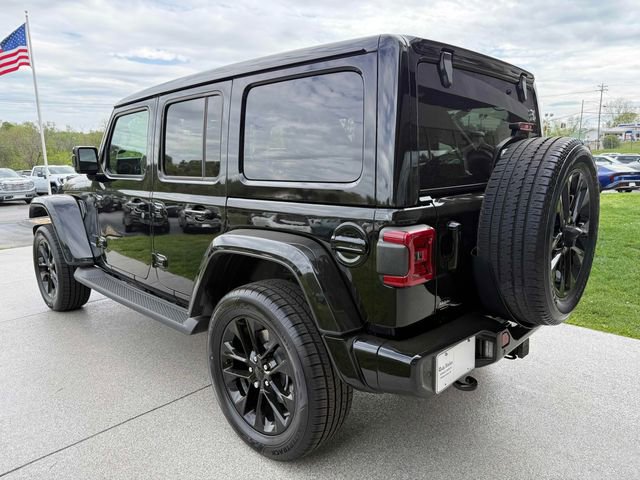 Used 2021 Jeep Wrangler Unlimited Sahara AWD/4WD image 23