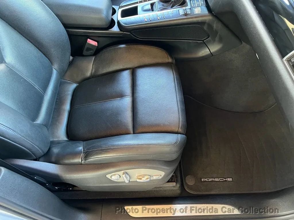 Used 2015 Porsche Macan S image 36