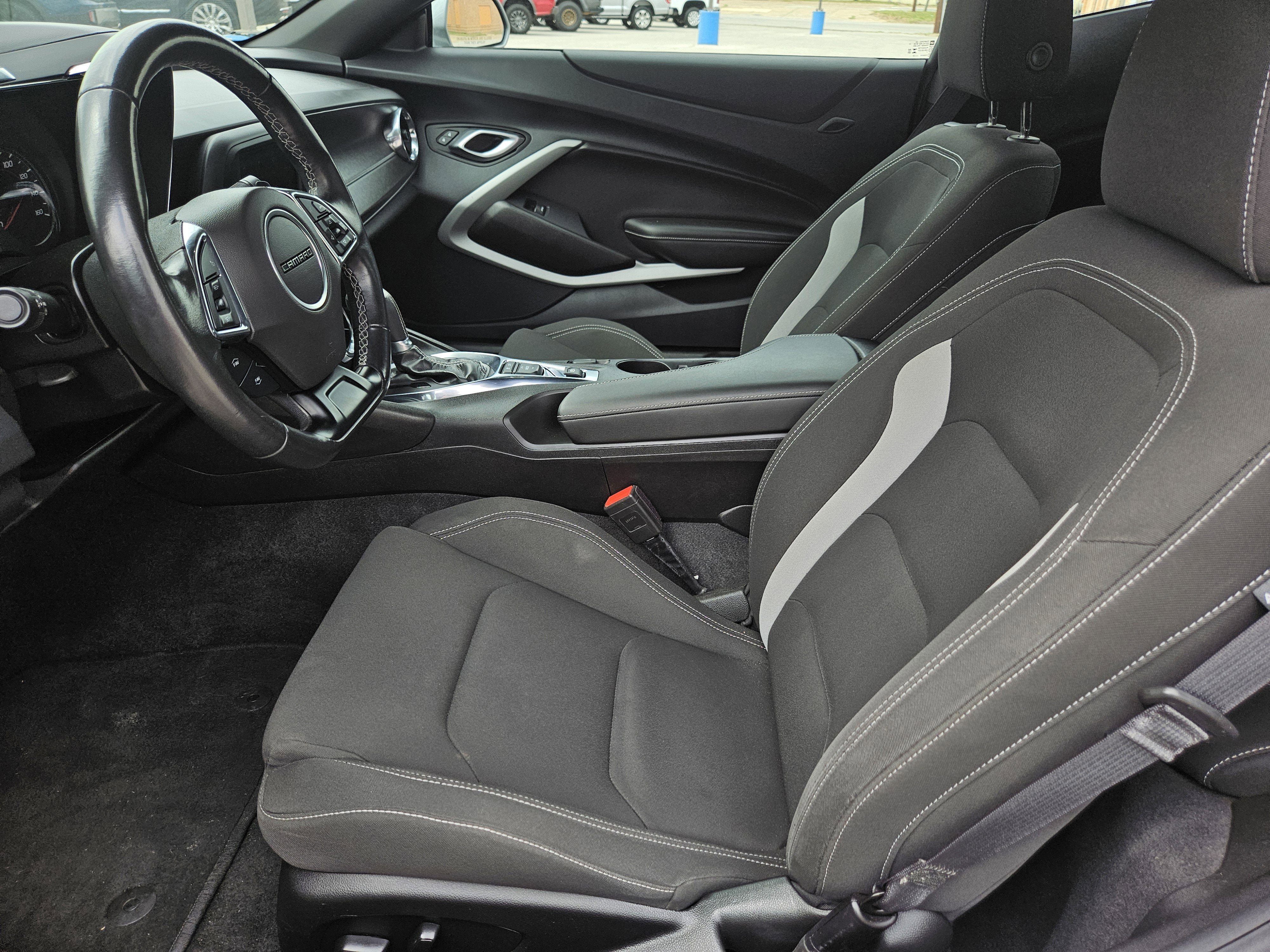 Used 2023 Chevrolet Camaro LT RWD image 11