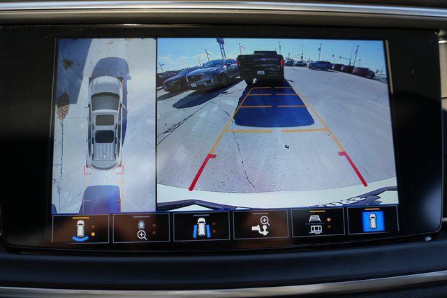 Used 2024 Buick Enclave Avenir image 27