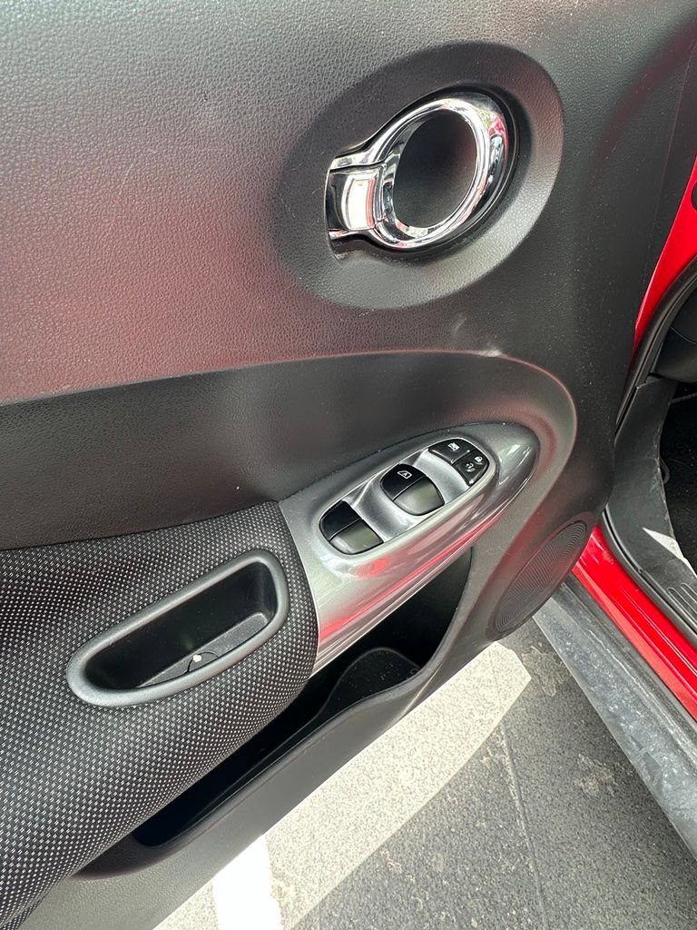 Used 2014 Nissan Juke S w/ Midnight Edition 2.0 FWD image 7
