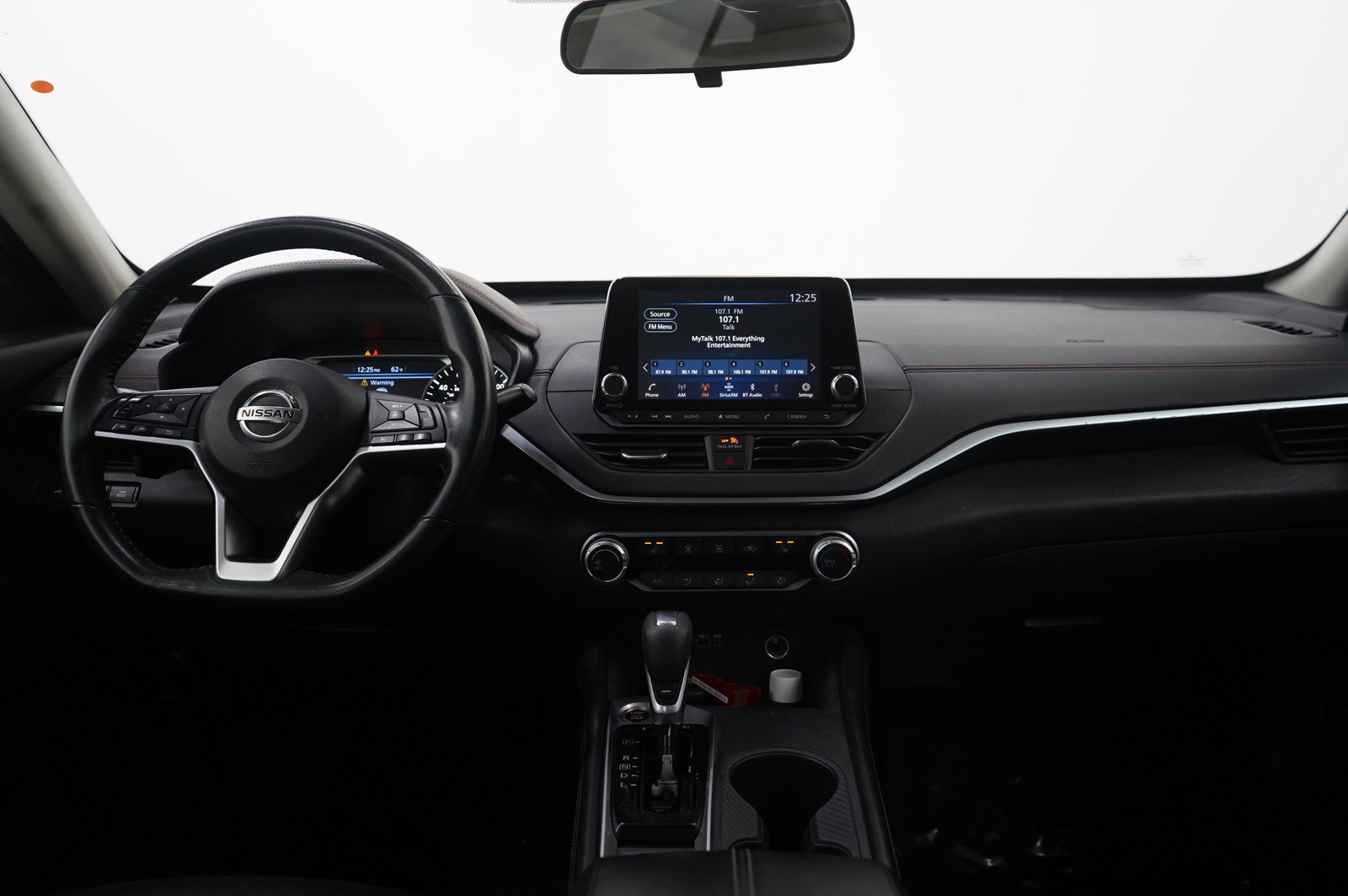 Used 2022 Nissan Altima 2.5 SR w/ Midnight Edition Package image 12