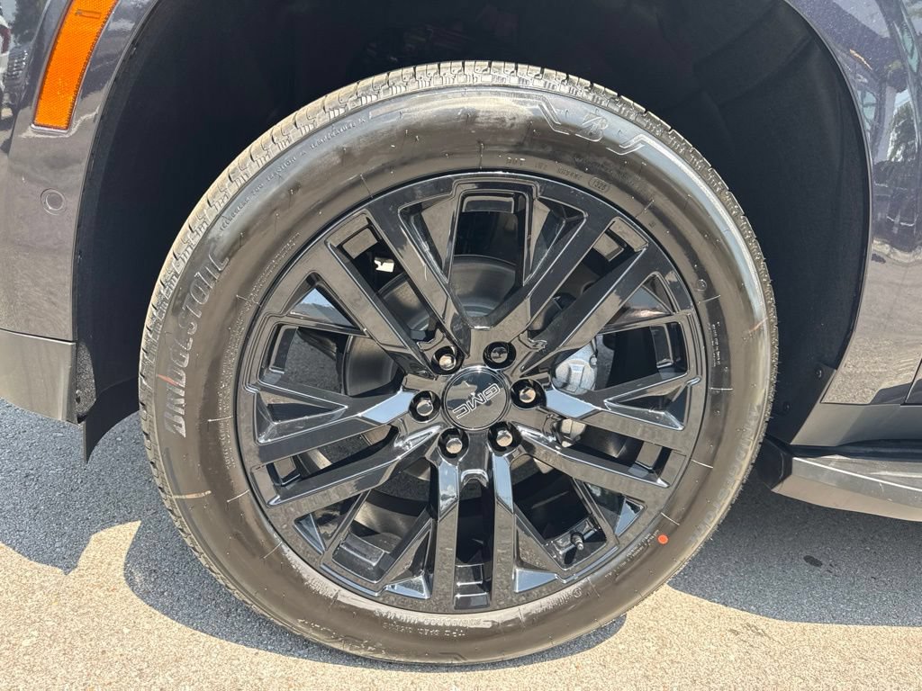 New 2026 GMC Yukon XL Elevation w/ LPO, Elevation Black Package RWD image 38
