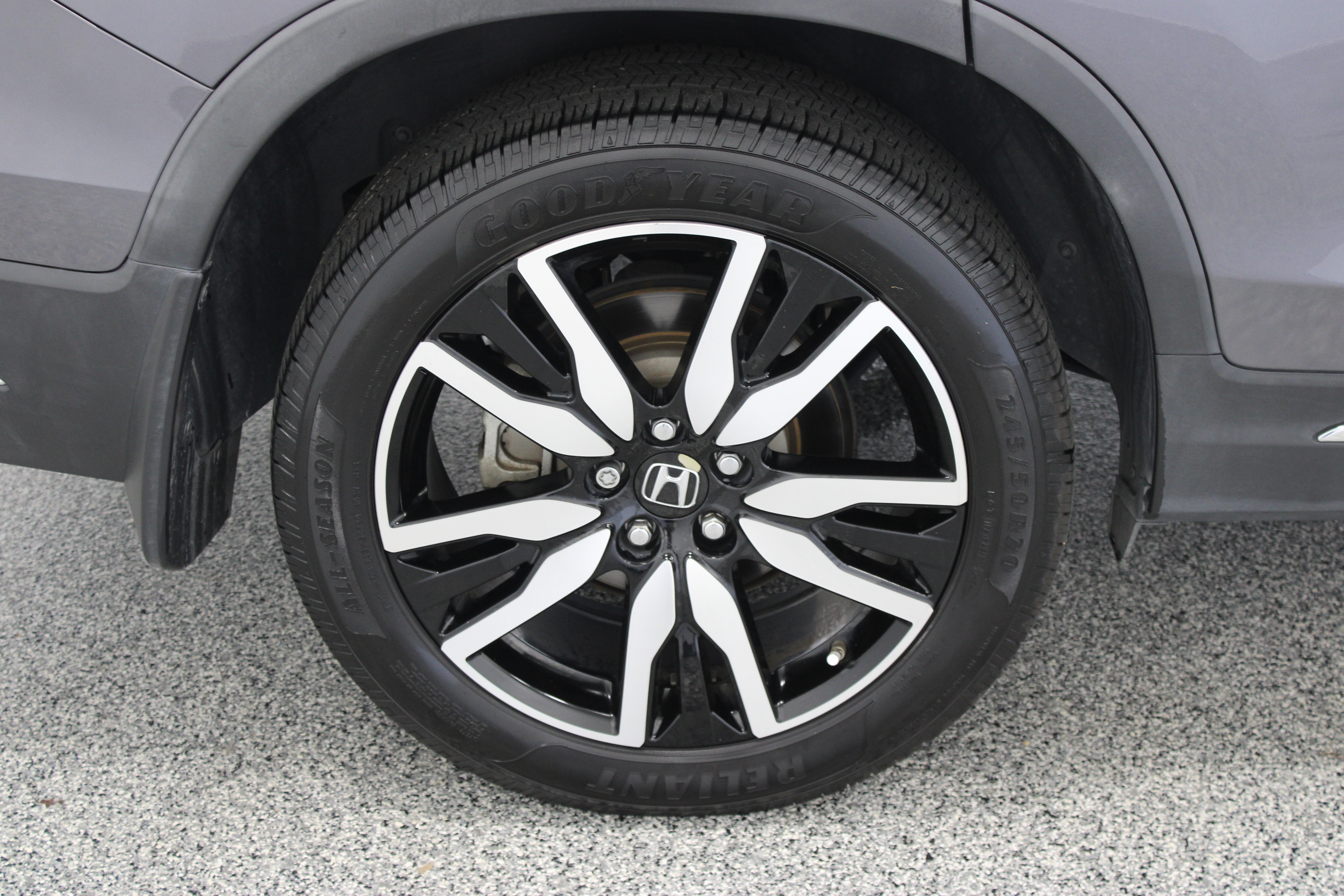 Used 2022 Honda Pilot Touring image 6
