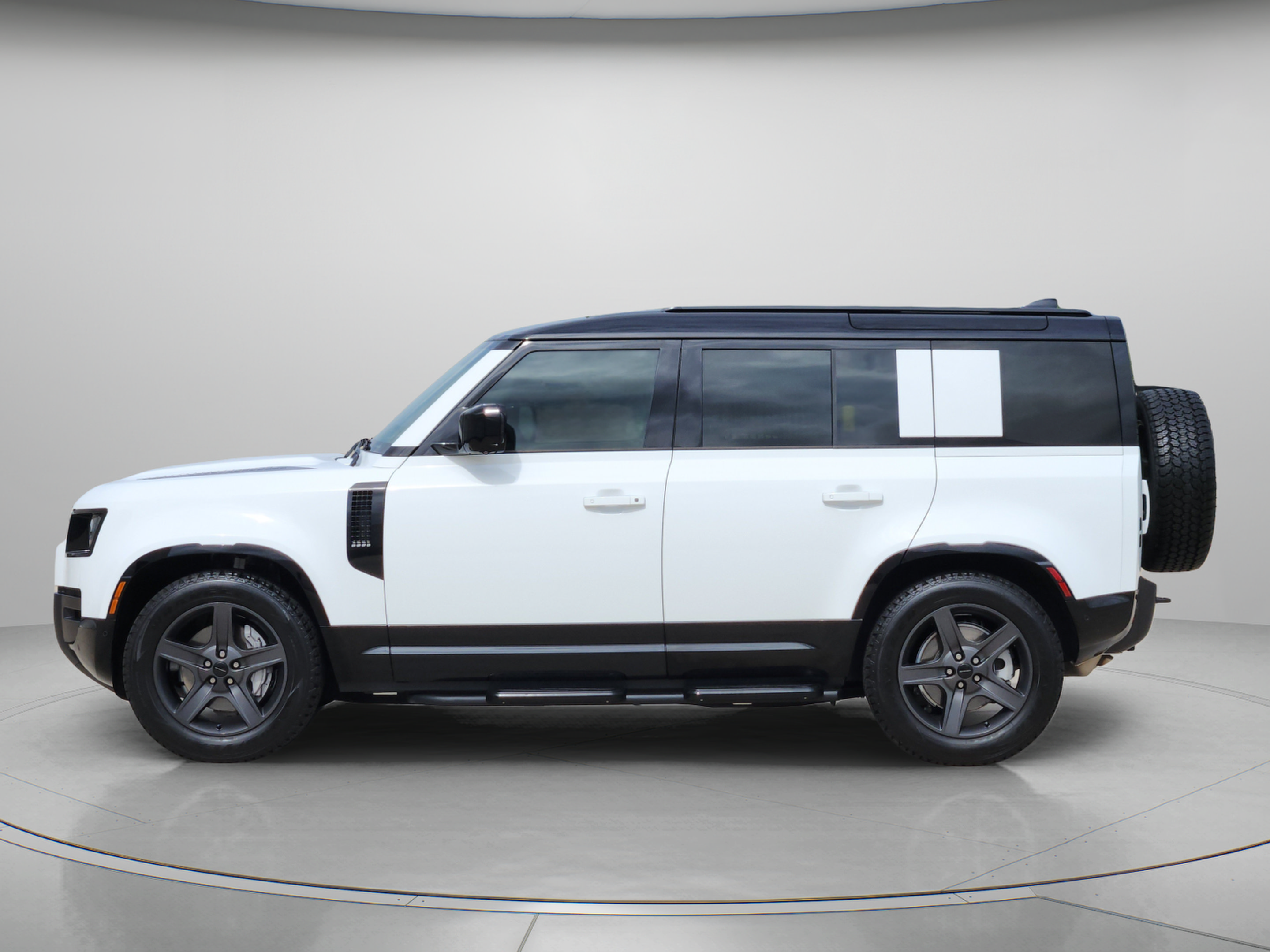 Used 2026 Land Rover Defender 110 X-Dynamic SE AWD/4WD video 2