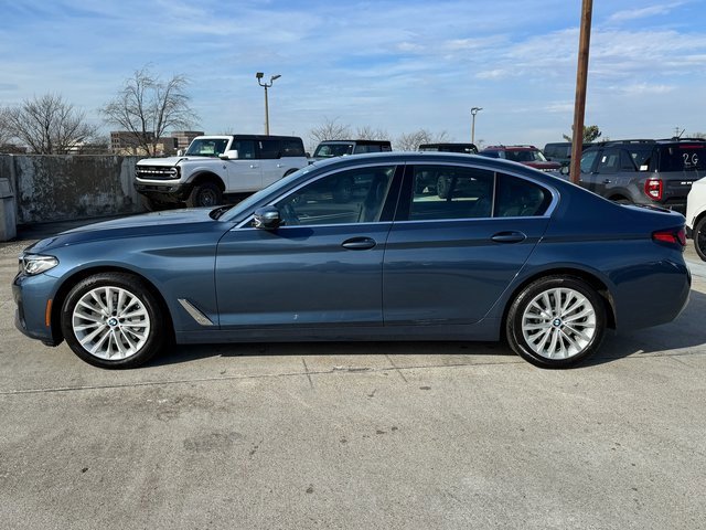 Used 2023 BMW 530i xDrive w/ Premium Package image 10