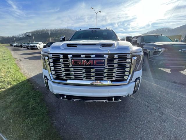 New 2026 GMC Sierra 2500 Denali image 2