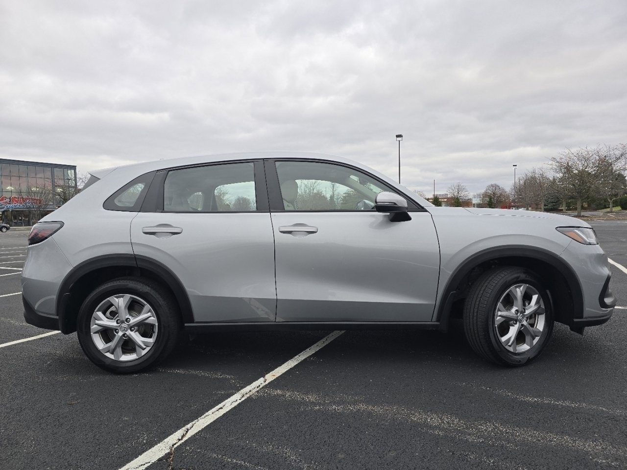 Certified 2025 Honda HR-V LX image 19