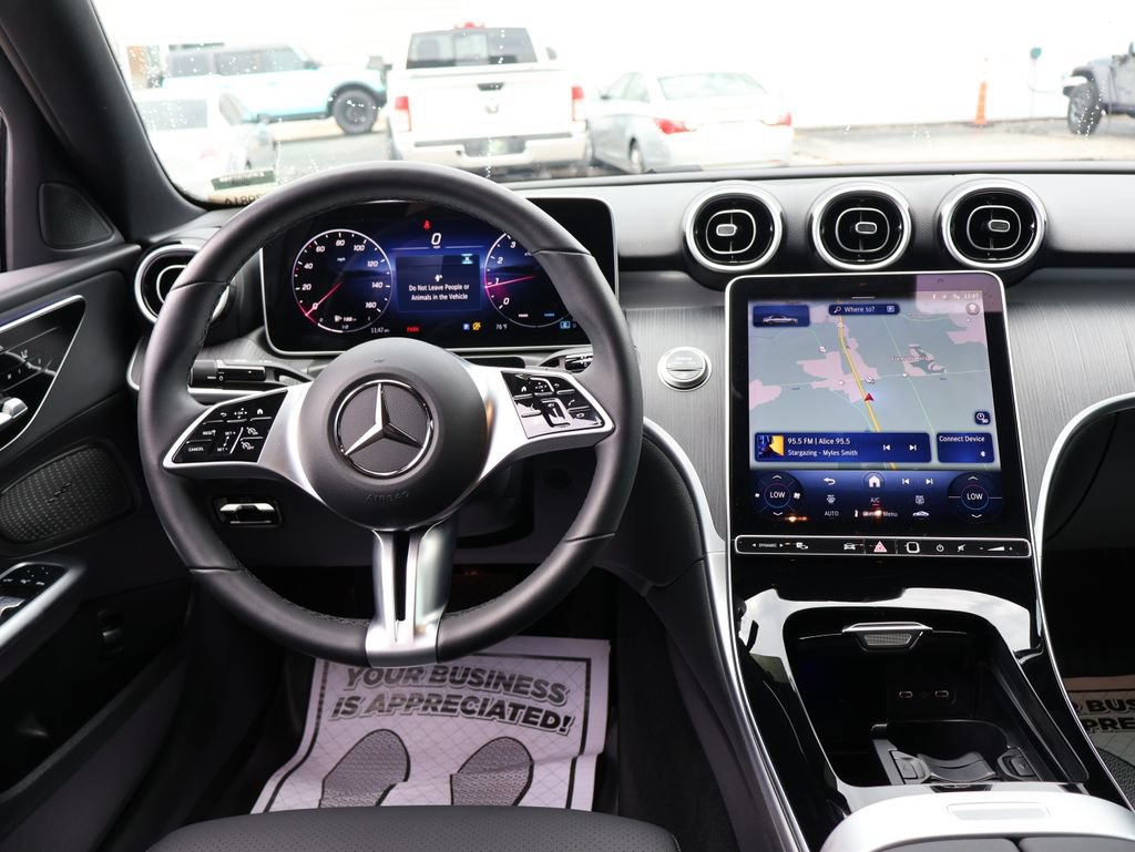 Used 2025 Mercedes-Benz C 300 4MATIC Sedan image 19