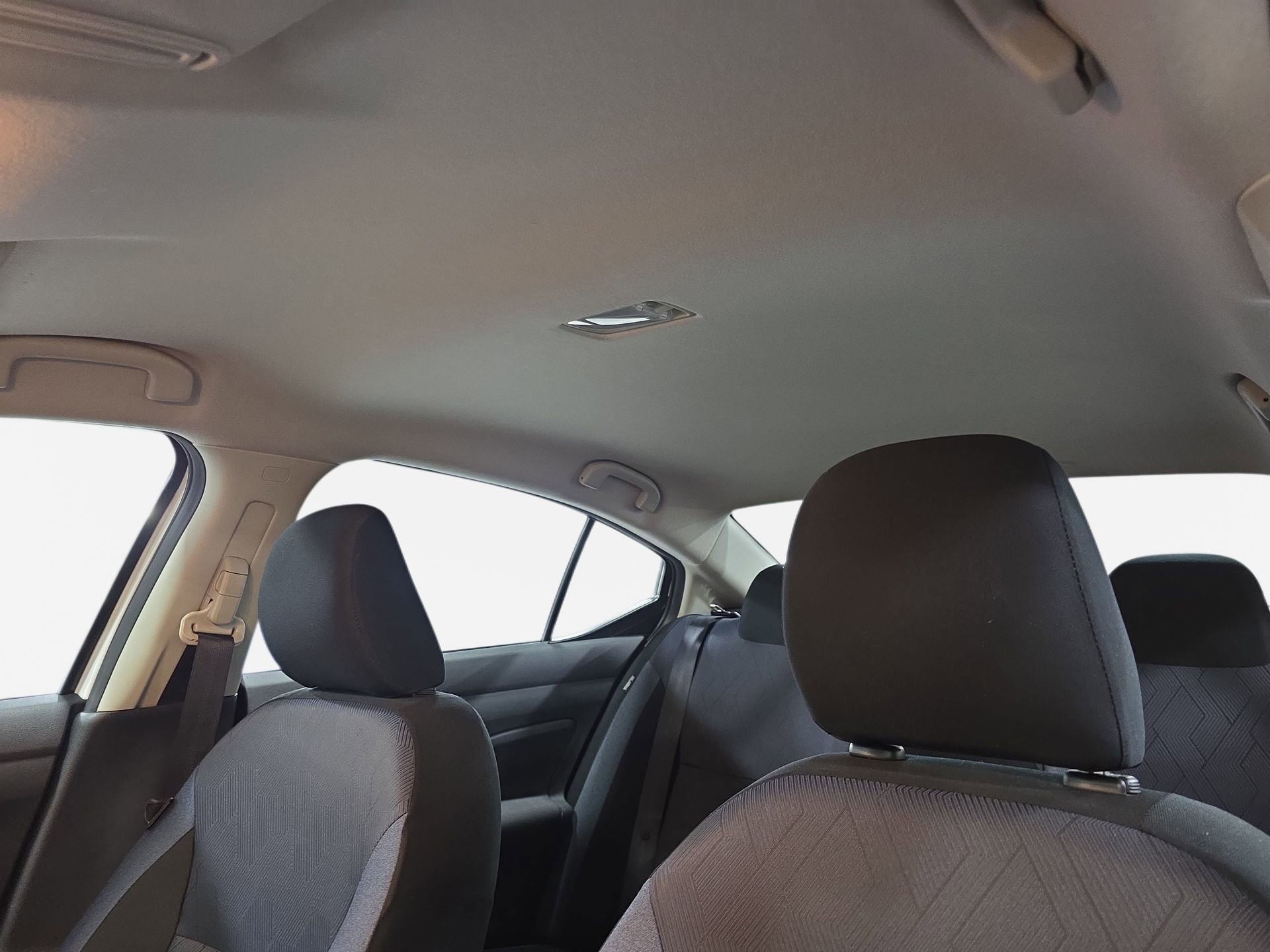 Certified 2025 Nissan Versa SV w/ Trunk Package image 28