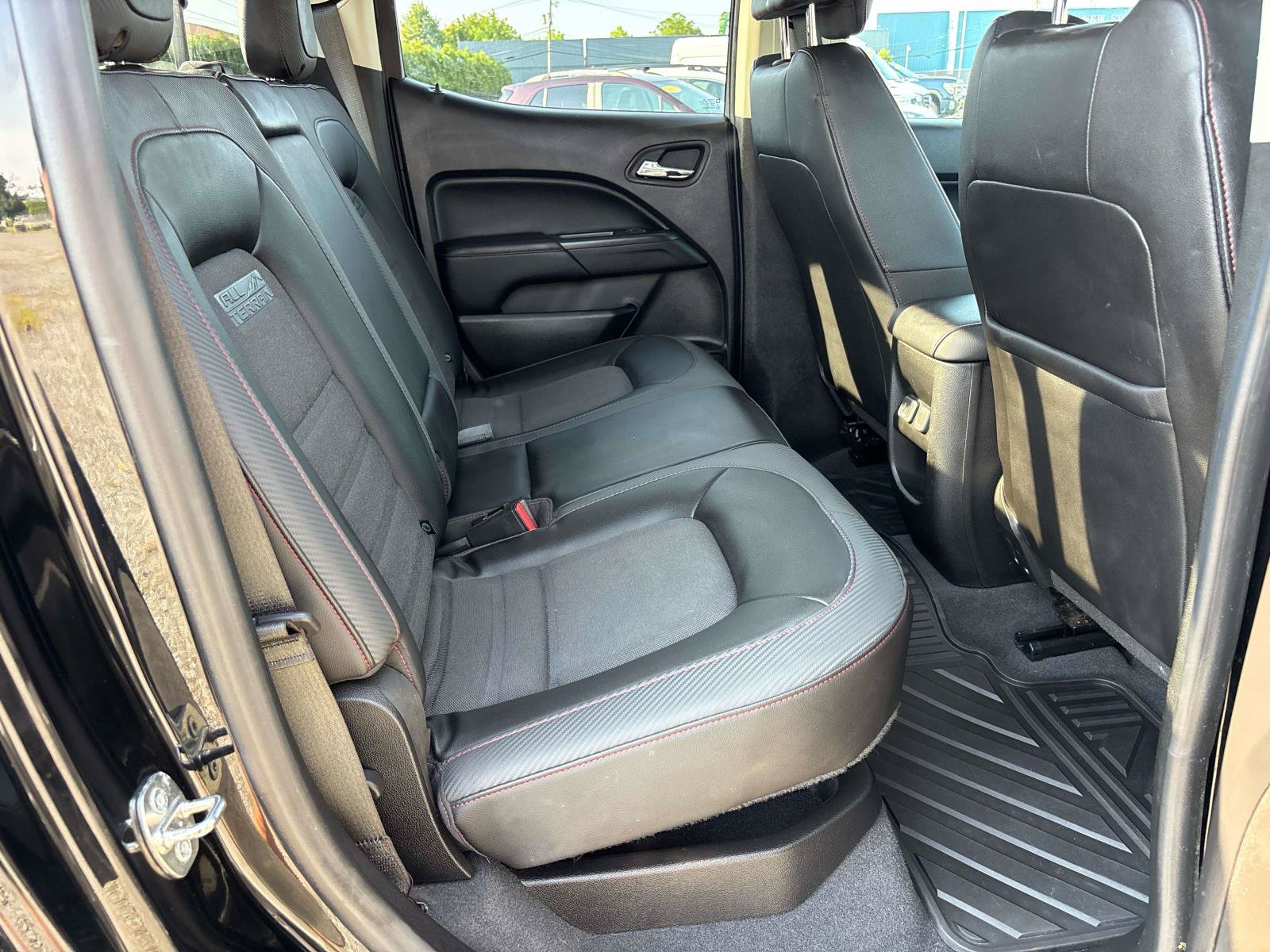 Used 2019 GMC Canyon All Terrain w/ Trailering Package AWD/4WD image 14