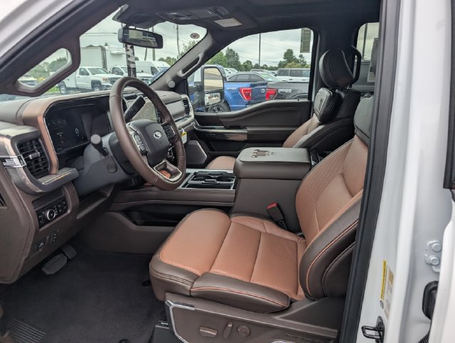 New 2026 Ford F450 King Ranch w/ FX4 Off-Road Package AWD/4WD image 16