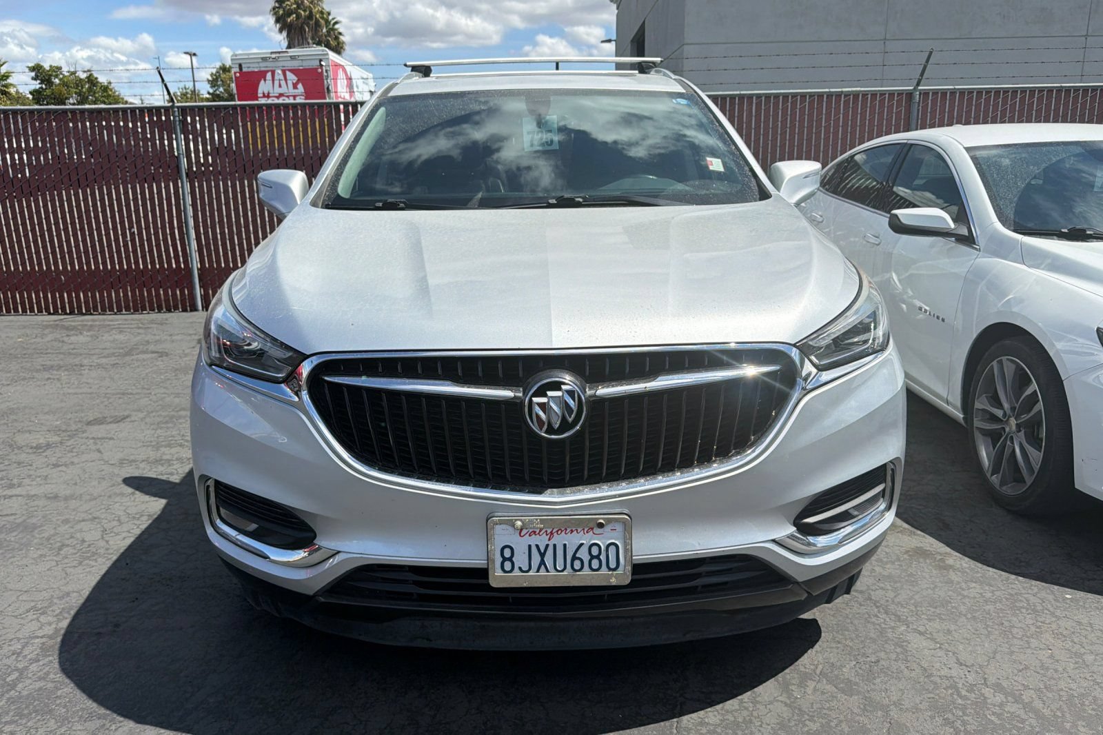 Used 2019 Buick Enclave Essence FWD image 3
