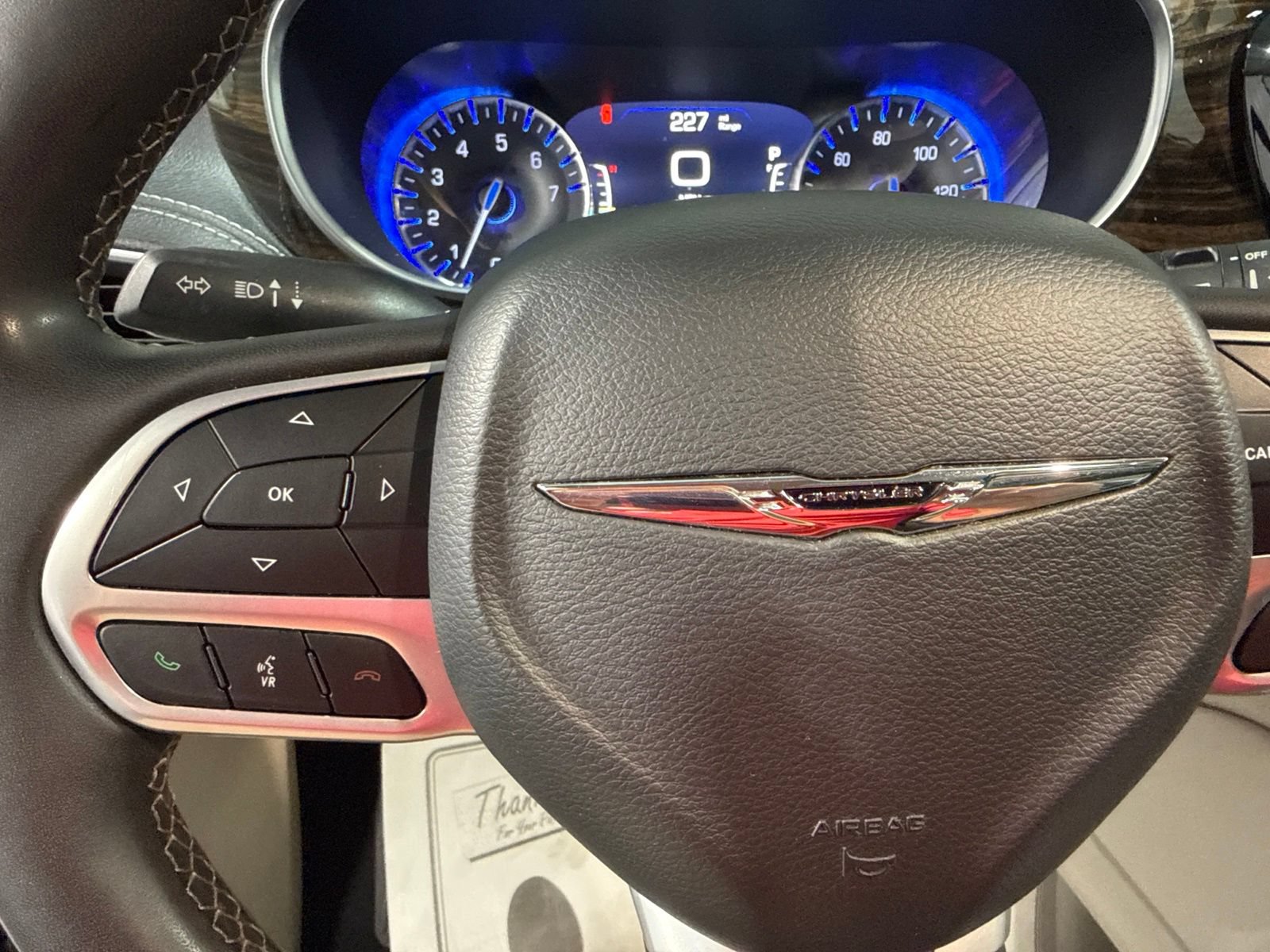 Used 2023 Chrysler Pacifica Limited FWD image 51