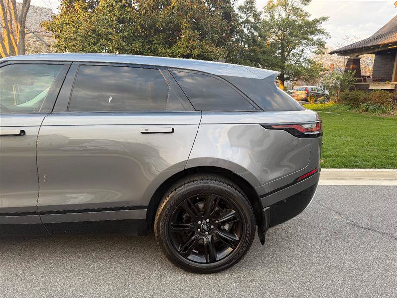 Used 2018 Land Rover Range Rover Velar R-Dynamic SE AWD/4WD image 12
