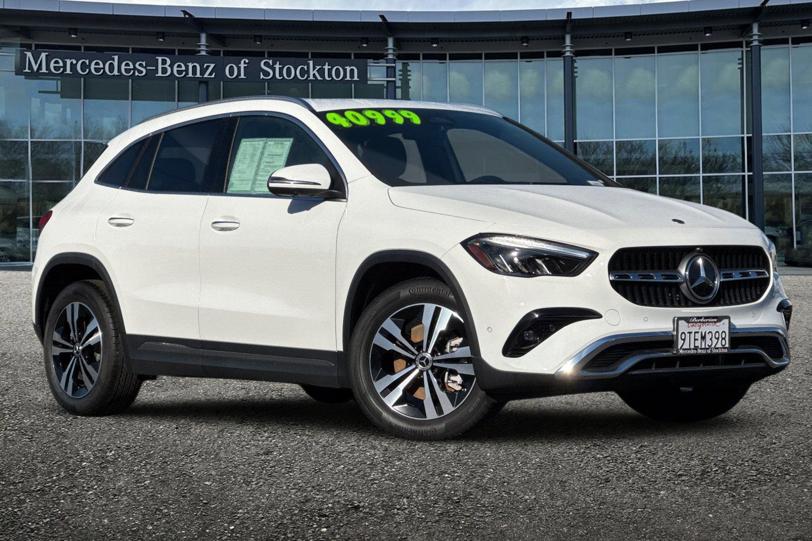 Certified 2025 Mercedes-Benz GLA 250 4MATIC image 2