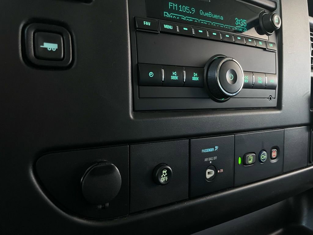 Used 2023 GMC Savana 2500 Extended w/ Driver Convenience Package image 37