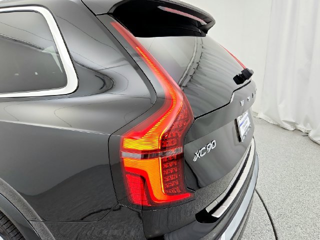 New 2026 Volvo XC90 B6 Plus w/ Protection Package Premier AWD/4WD image 27