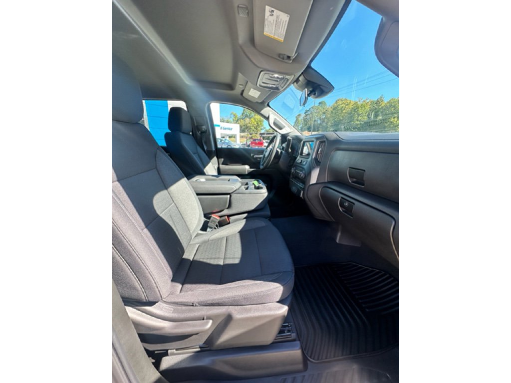 Used 2025 Chevrolet Silverado 1500 Custom Trail Boss w/ LPO, Dark Essentials Package image 17