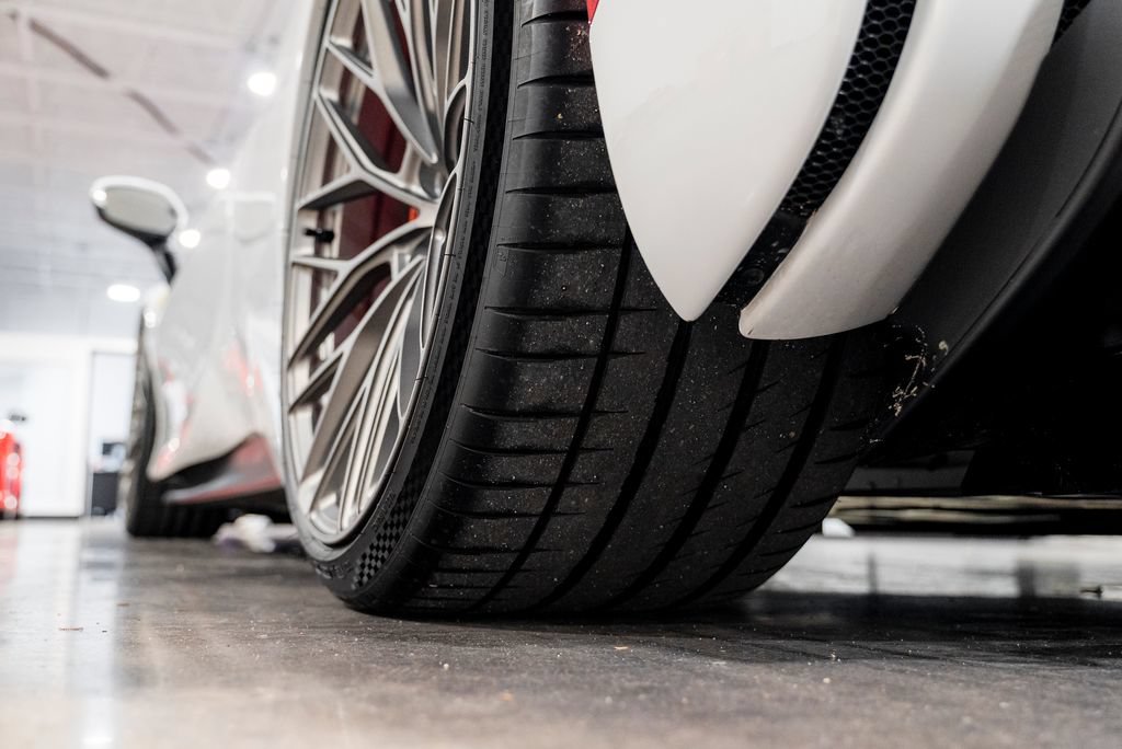 Used 2022 Ferrari SF90 Spider AWD/4WD image 65