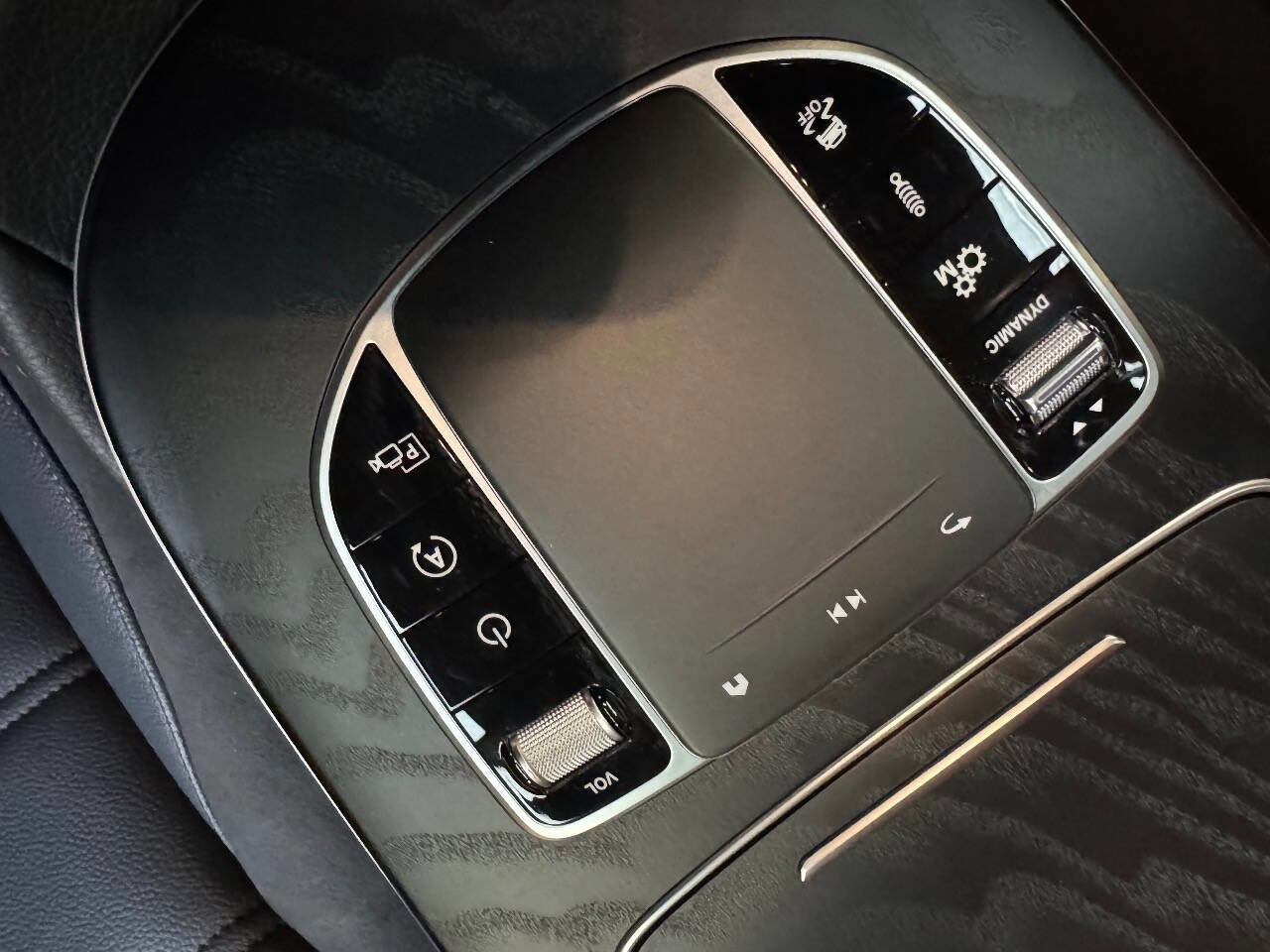 Used 2022 Mercedes-Benz E 53 AMG 4MATIC Sedan image 41