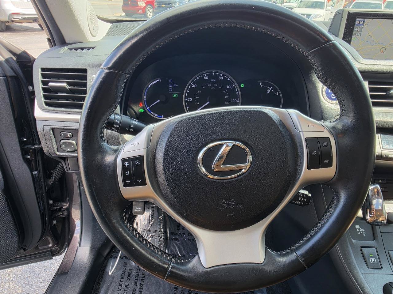 Used 2013 Lexus CT 200h w/ Premium Pkg w/Navigation FWD image 18