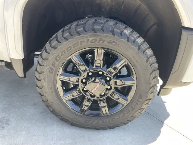 Used 2025 GMC Sierra 2500 AT4 w/ AT4 Premium Plus Package AWD/4WD image 34