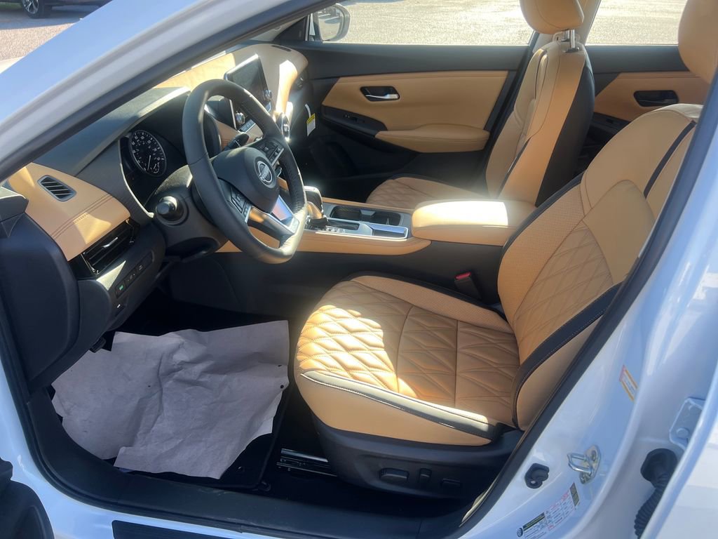 New 2025 Nissan Sentra SV w/ SV Premium Package image 10