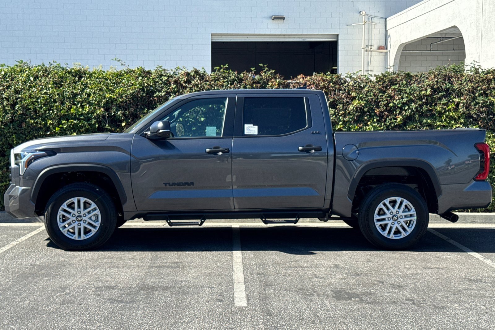 New 2026 Toyota Tundra SR5 image 7